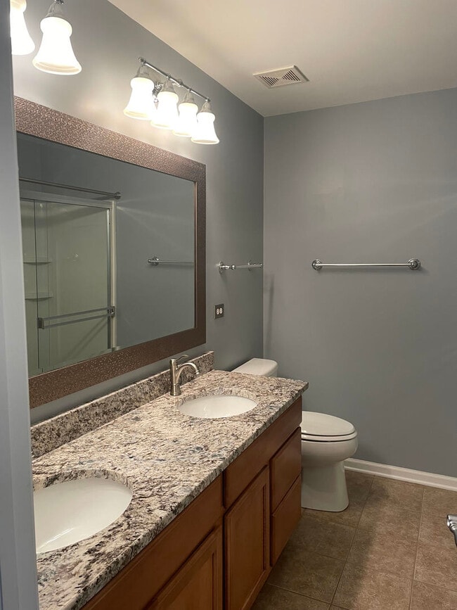 Photo - 615 Hawley Dr