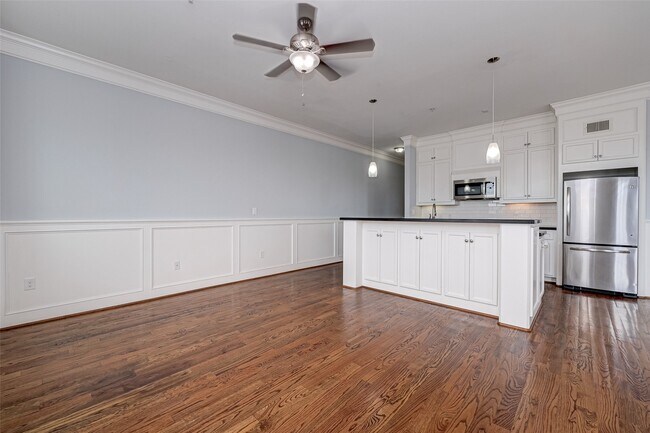 Photo - 2802 Morrison St Unit 410