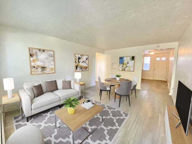 Photo - 6130 W 40th Ave