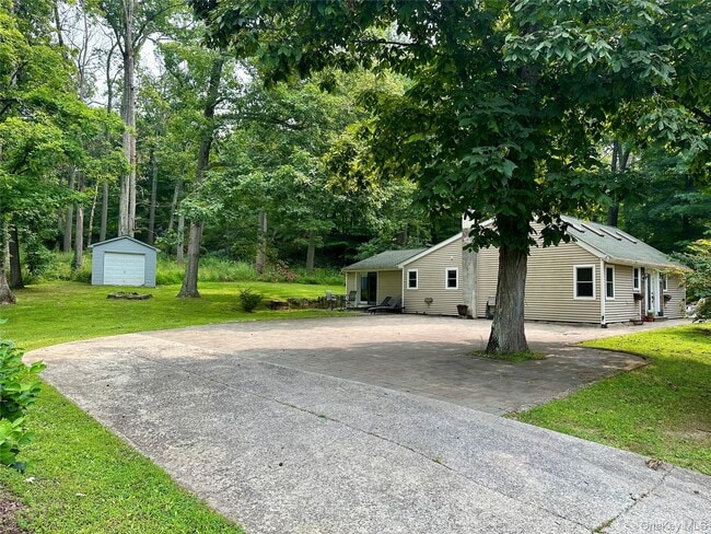 Building Photo - 120 Cranberry Dr Rental