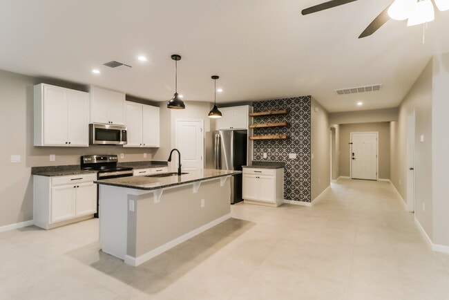 Photo - 18588 Hunters Meadow Walk