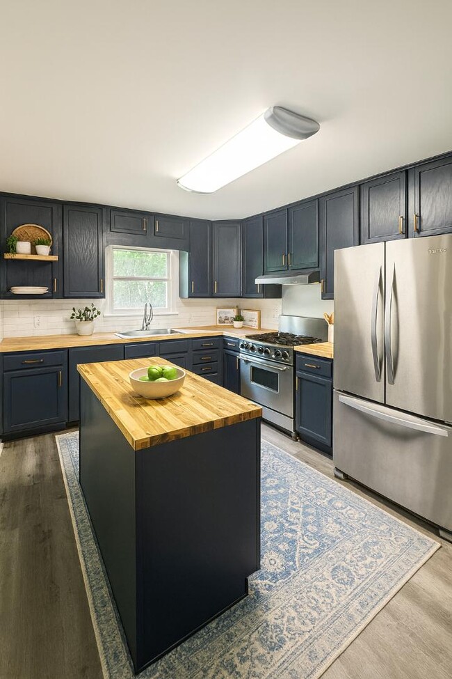 Photo - 2012 Arcadia Rd