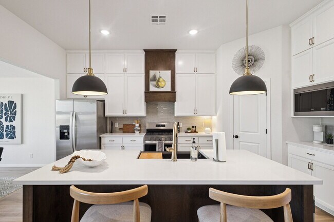 Fully Furnished 4 Bedroom