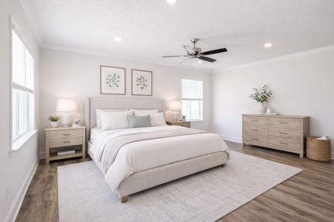 Photo - 204A Freightliner Way