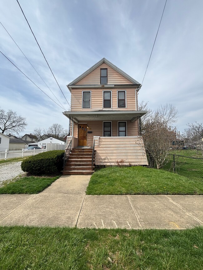 Photo - 158 16th St NW