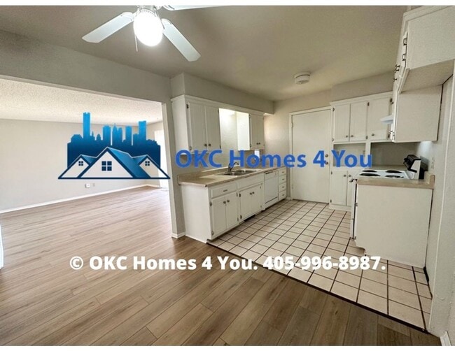 Photo - 7022 Woodlake Dr