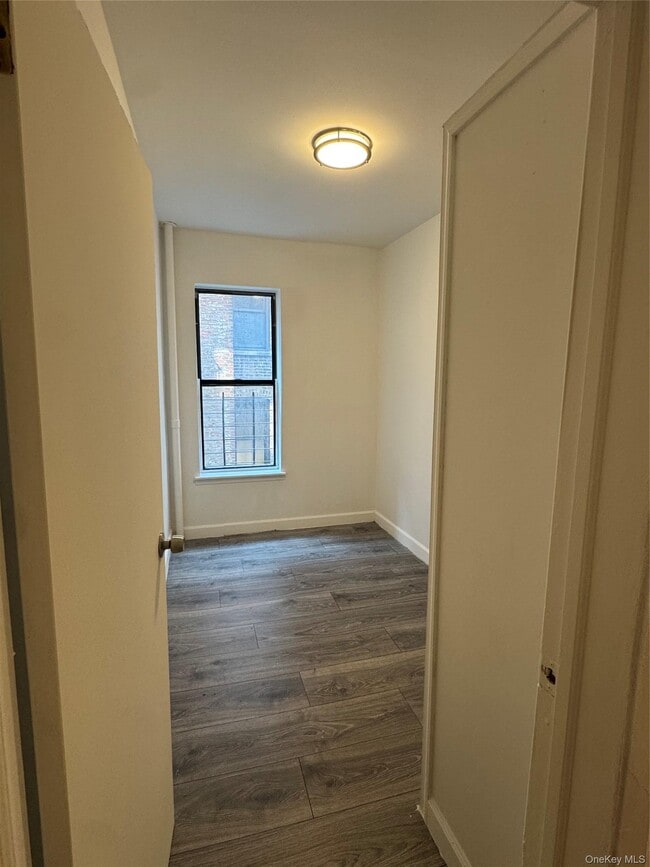 Building Photo - 551 W 160th St Unit 3D