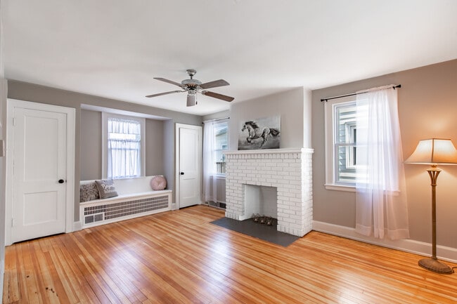 Photo - 1617 Cloverleaf St