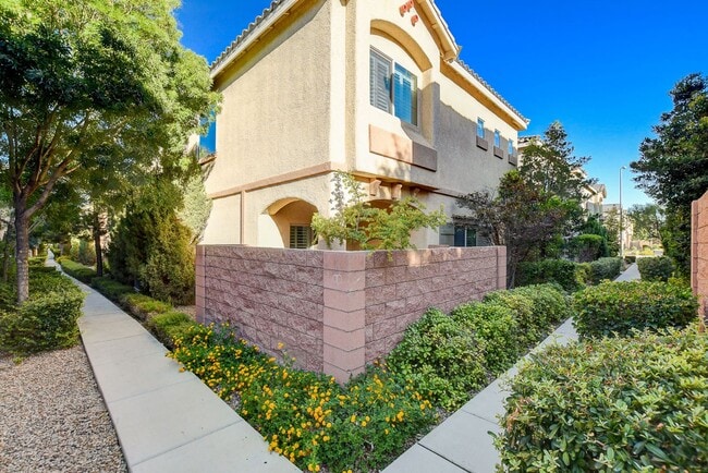 Photo - Spacious four bedroom in the Southwest