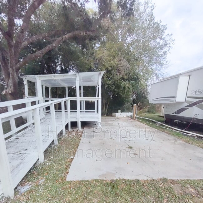 Photo - 2511 Farm to Market 646 Rd N