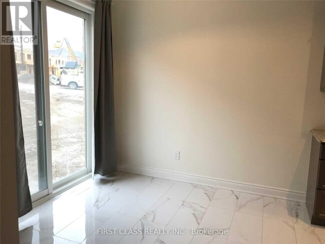 Photo - 95 Hartney Dr
