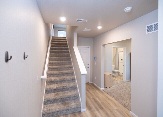 Photo - Astonishing 3 Bed/3.5 Bath Tri Level Townhome.   Must see to believe!!