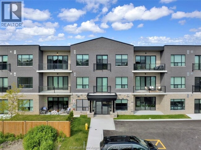 Photo - 175 Churchill Pk Rd Unité 216