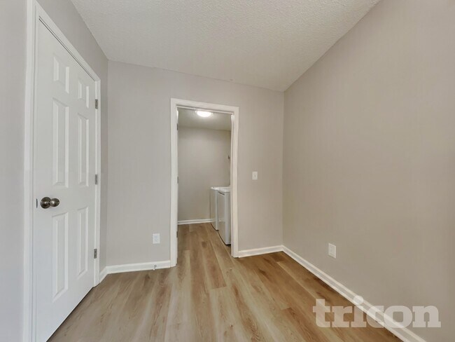 Photo - 26 Streamwood Way