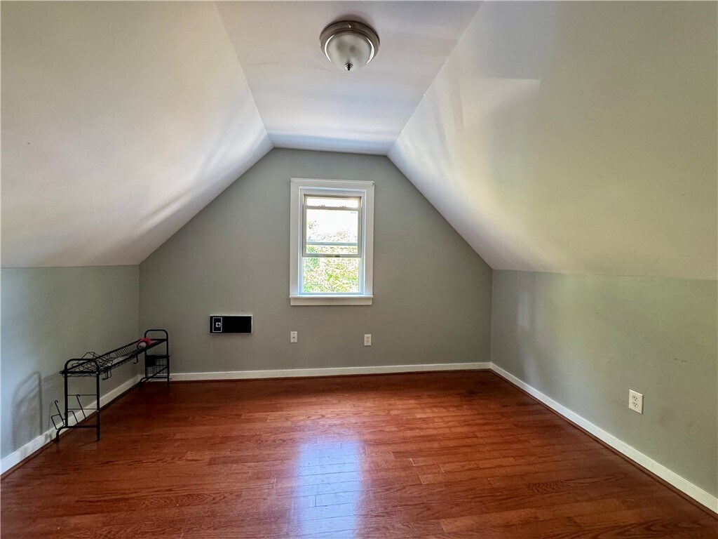 Photo - 39 Edmonds St