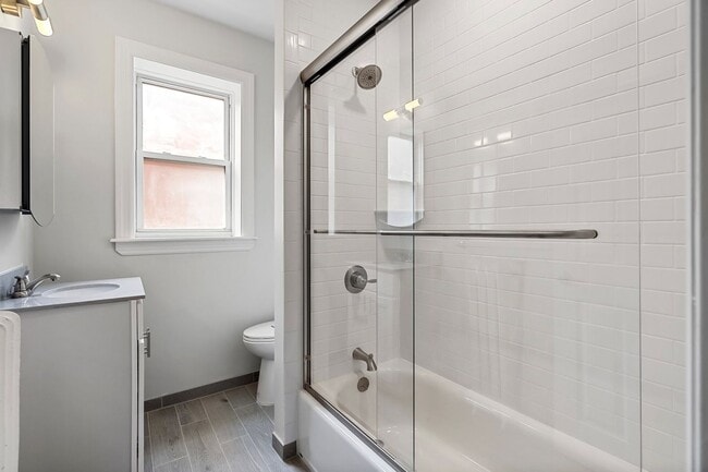 Photo - 28 Gates Avenue Apartments