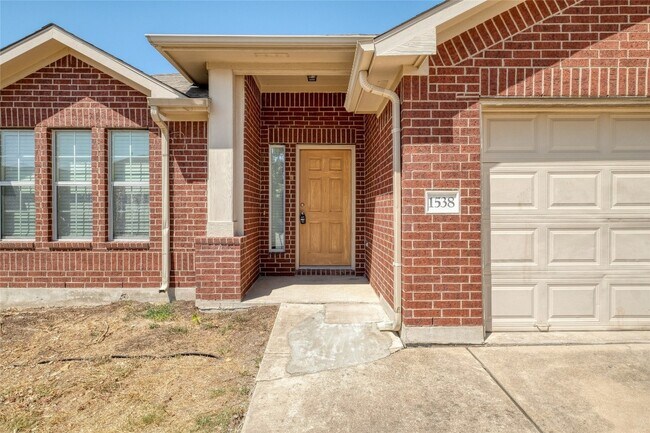 Photo - 1538 Haynie Bend