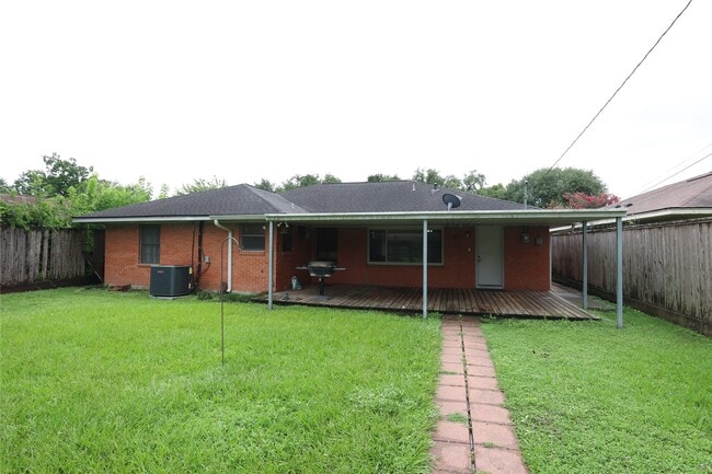 Photo - 4018 Nenana Dr