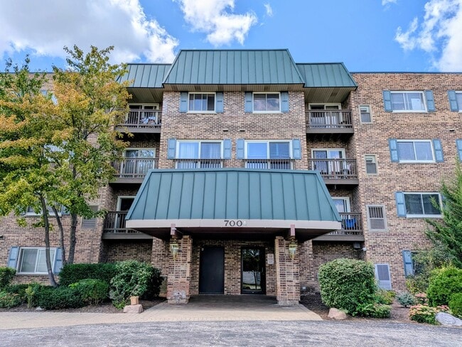 Building Photo - 700 Perrie Dr Unit 213