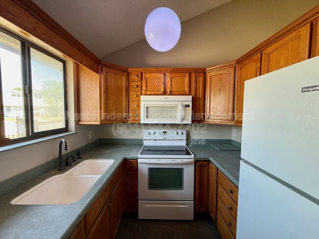 Photo - 2429 N Seabury Pl