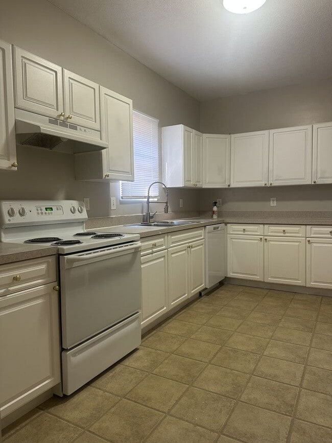 Photo - Beautiful 3 Bedroom 2.5 Bath Single Family...