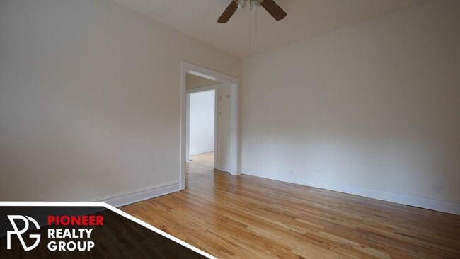 3823 N Fremont St Unit 3827-E1