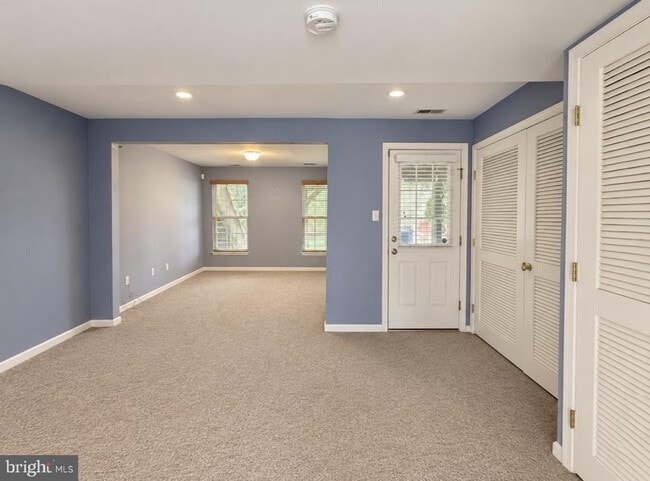 Photo - 200 Georges Ct