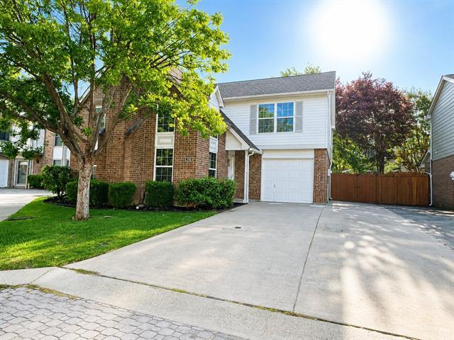 Building Photo - 300 Lamesa Ct