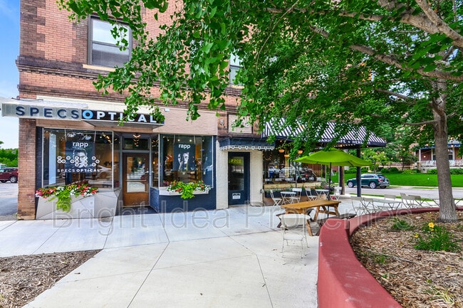 Photo - 2202 Hennepin Ave S