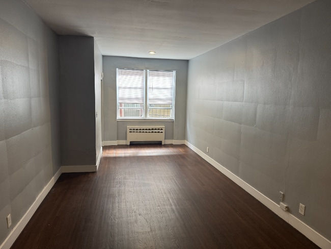 Building Photo - 85 Easton Ave Rental