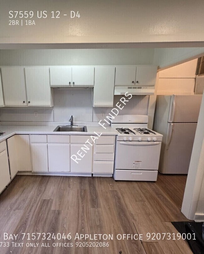 Building Photo - S7559 US-12 Unit D4