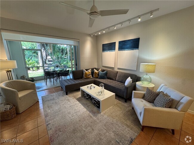 Building Photo - 859 Tanbark Dr Unit 101 Rental