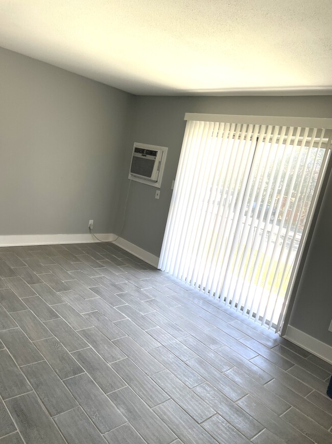 Photo - Avera Ave Apartments