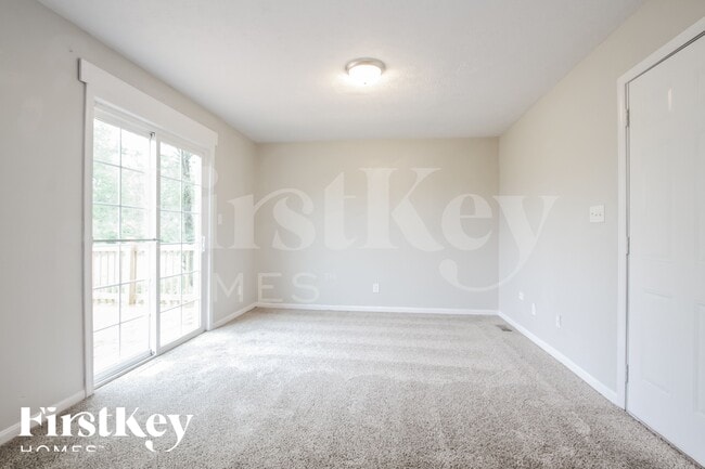 Photo - 7732 Hoyt Ave