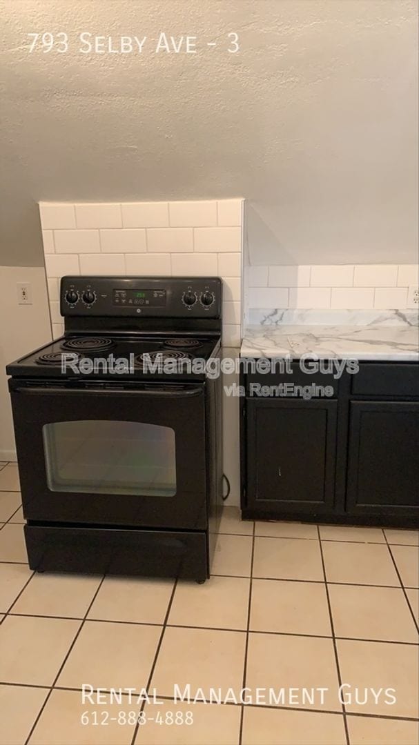 Photo - 793 Selby Ave Unit 3