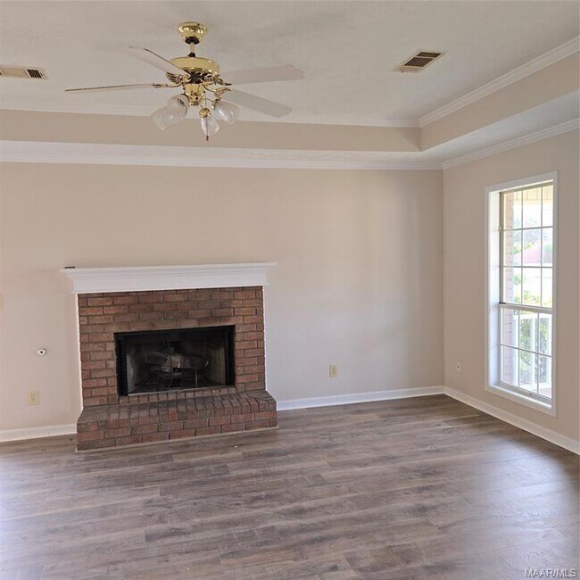 Photo - 110 Dellwood Ct