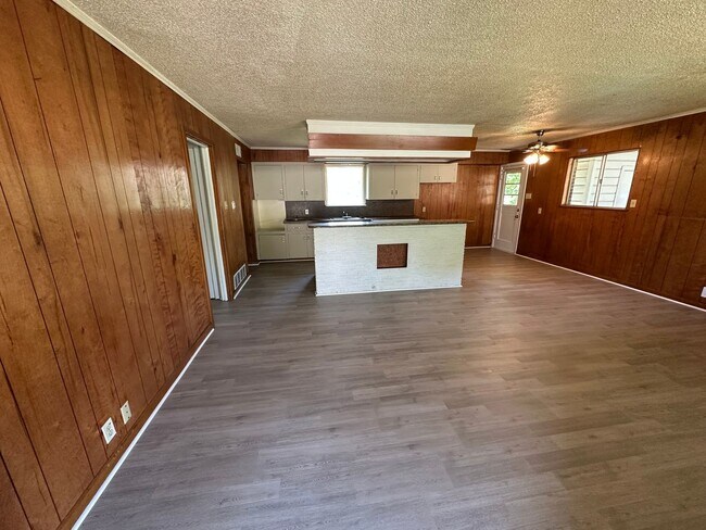 Photo - 2332 Caldwell Blvd