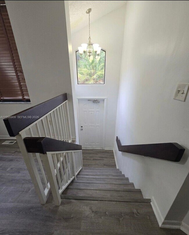 Photo - 15515 N Miami Lakeway Unit 202-11