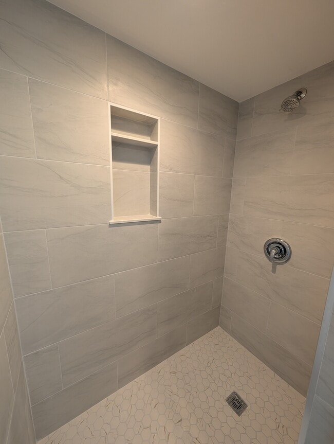 Brand new guest bath - 3462 NE Causeway Blvd Condo Unit 204