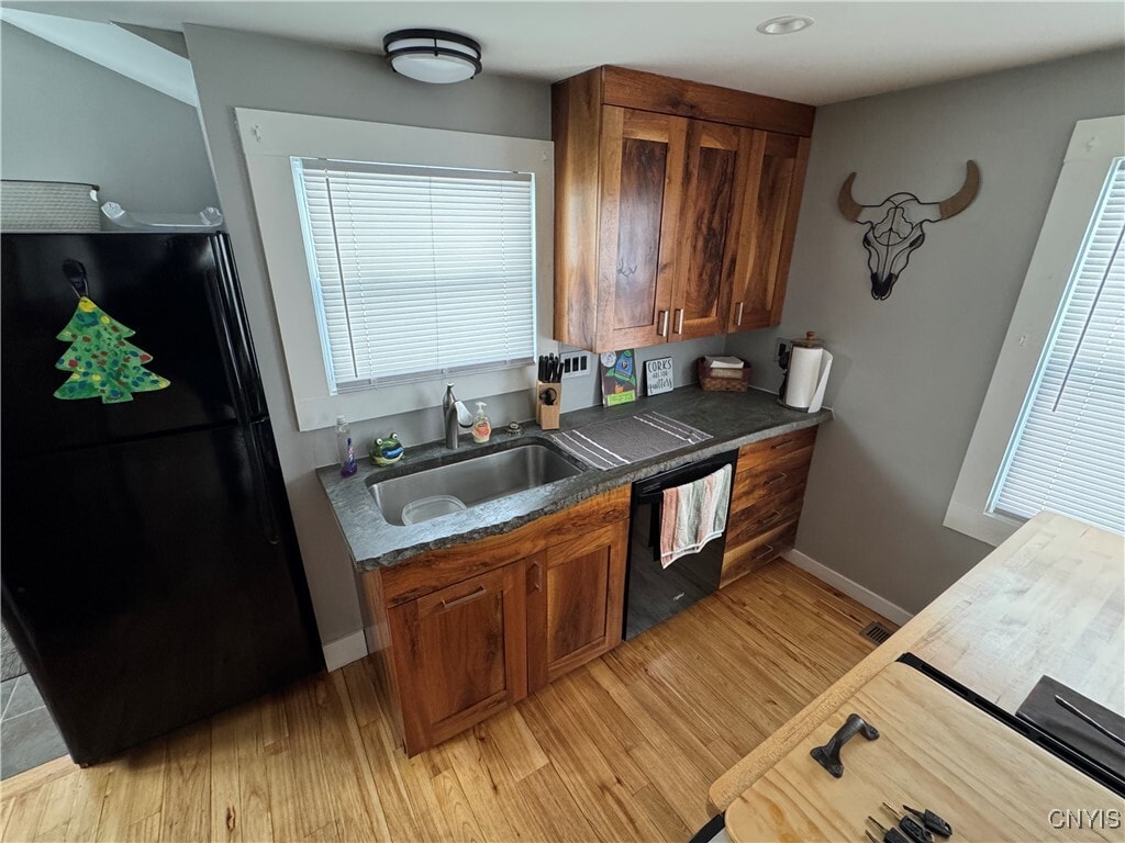 Photo - 9646 River Rd