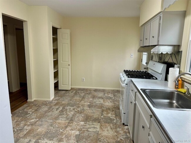 Photo - 74 Clifton Pl