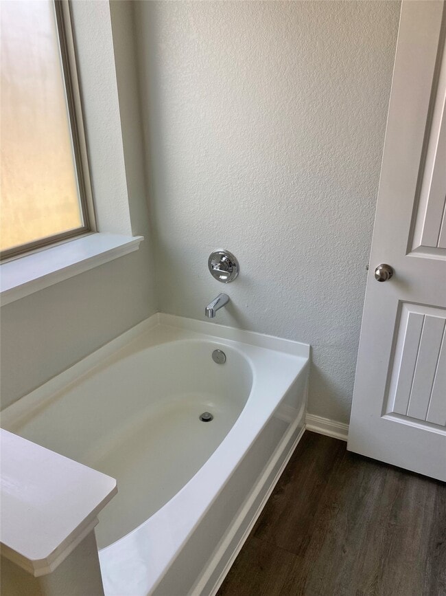 Building Photo - 14223 Grand Hls Dr