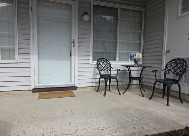 Photo - 5 Mountain Ct