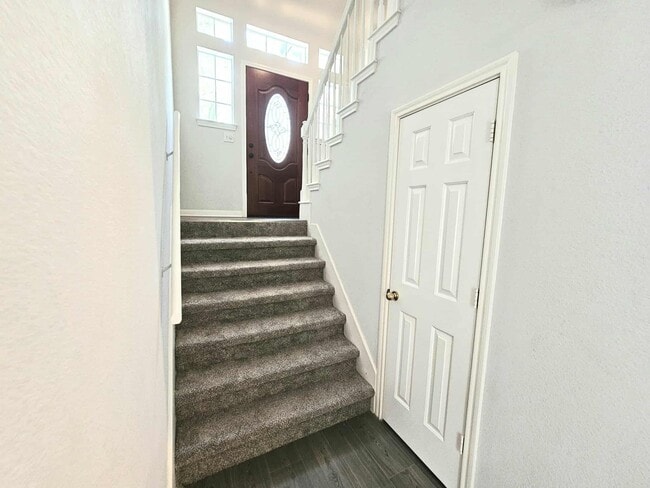 Photo - 816 2nd St