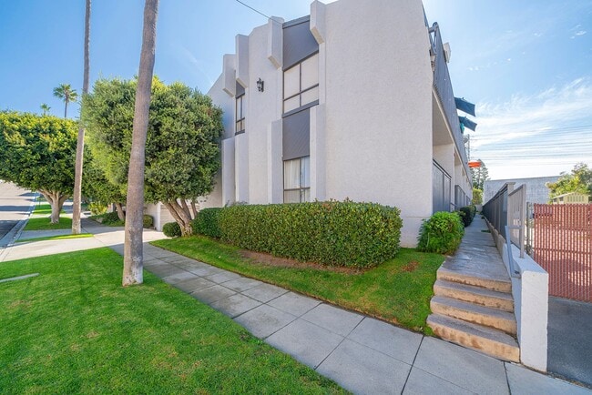 Building Photo - 1st Street Unit 844 Rental