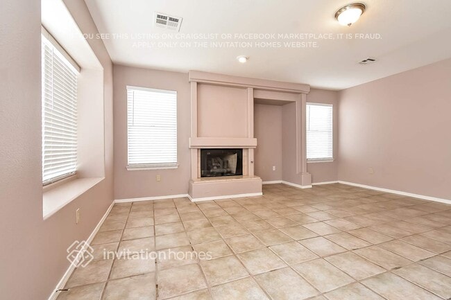 Photo - 1638 Rio Bravo Dr