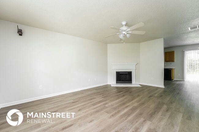 Photo - 6930 Red Bone Way