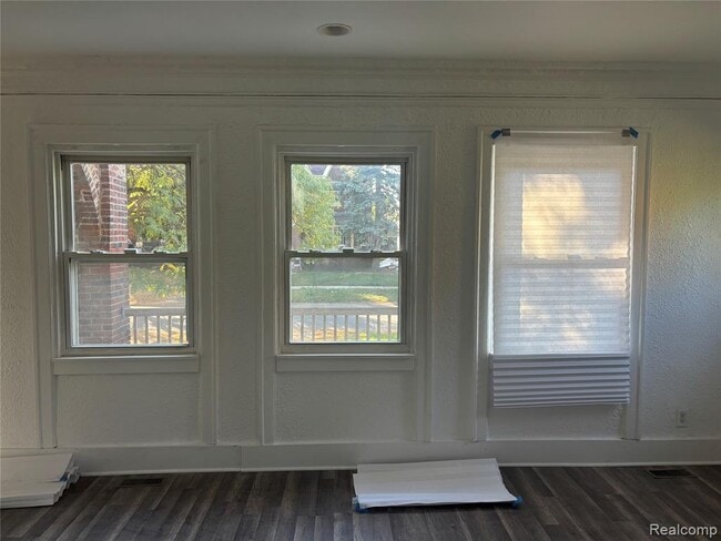 Photo - 3224 Webb St