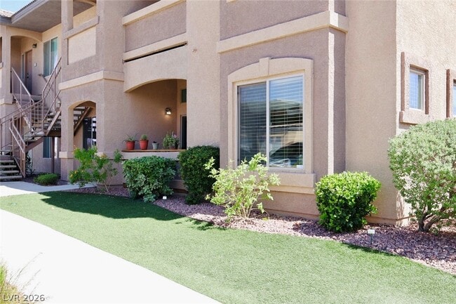 Photo - 8805 Jeffreys St