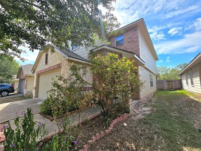 Photo - 133 Hillhouse Ln